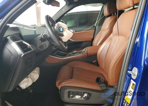 2024 BMW X5 M60I z USA, uszkodzony, nr VIN 5UX33EU09R9T85271